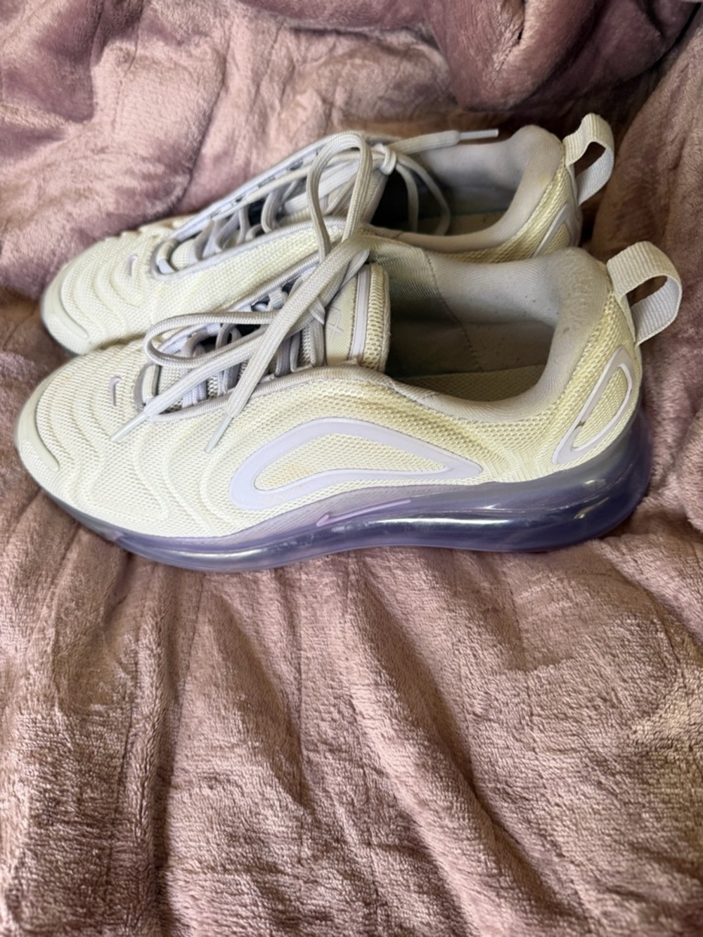 Nike AirMax 720 Light Cream Mesh Casual Sneakers with Lavender Air Sole